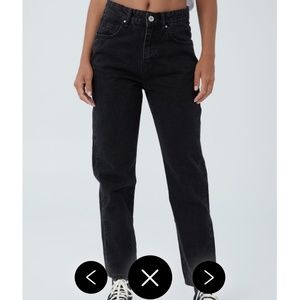 Cotton On black mom jean